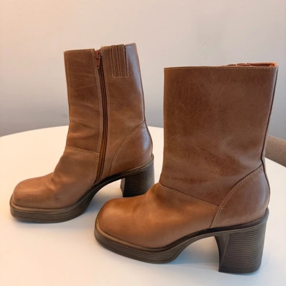 Steve Madden Brown Heeled Boots